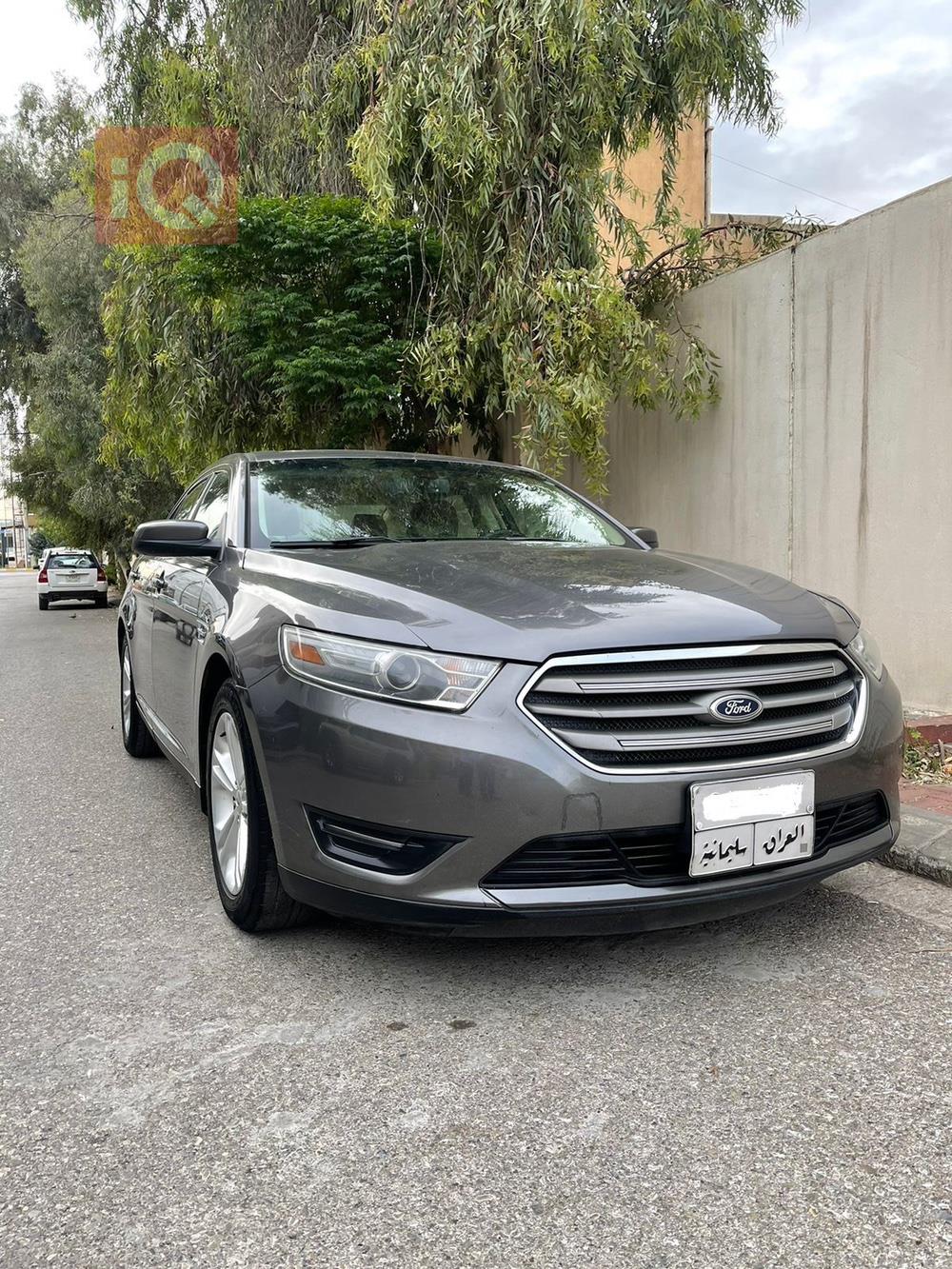 Ford Taurus